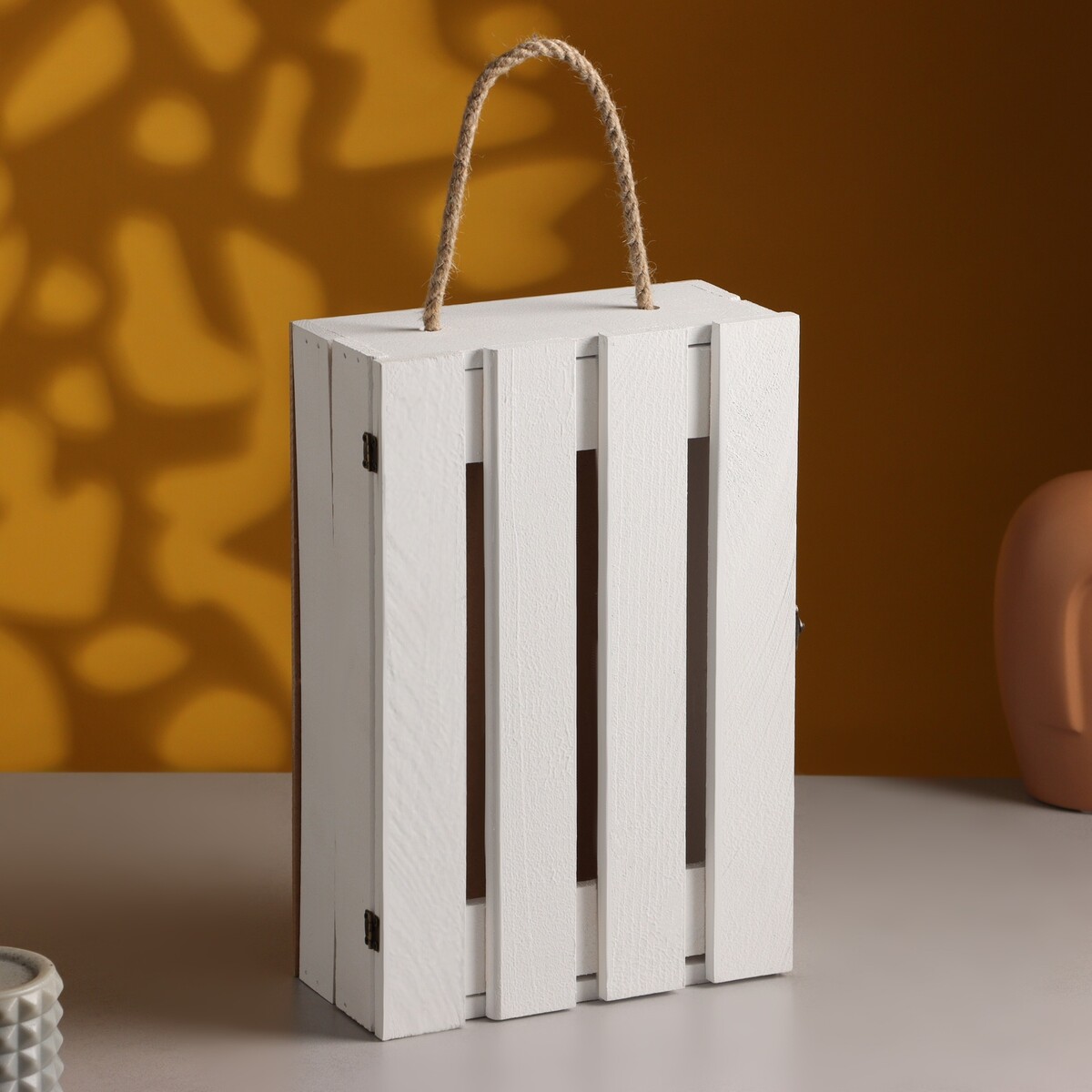 Подарочный ящик 30×20×10 см деревянный с откидной крышкой, с замком, ручка, белый полимербыт ящик артлайн с крышкой 30 л