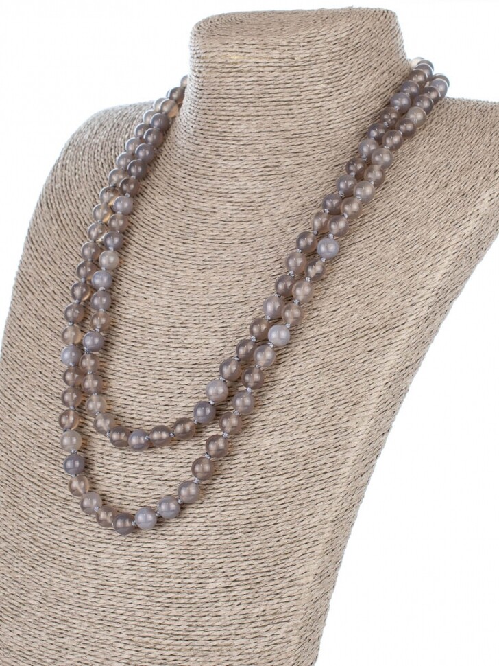 

Бусы, Серый