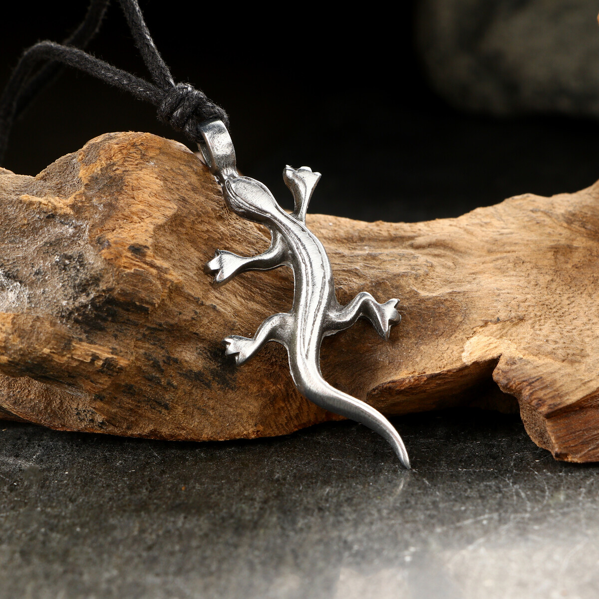 

Амулет-брелок, тотем, Серебристый