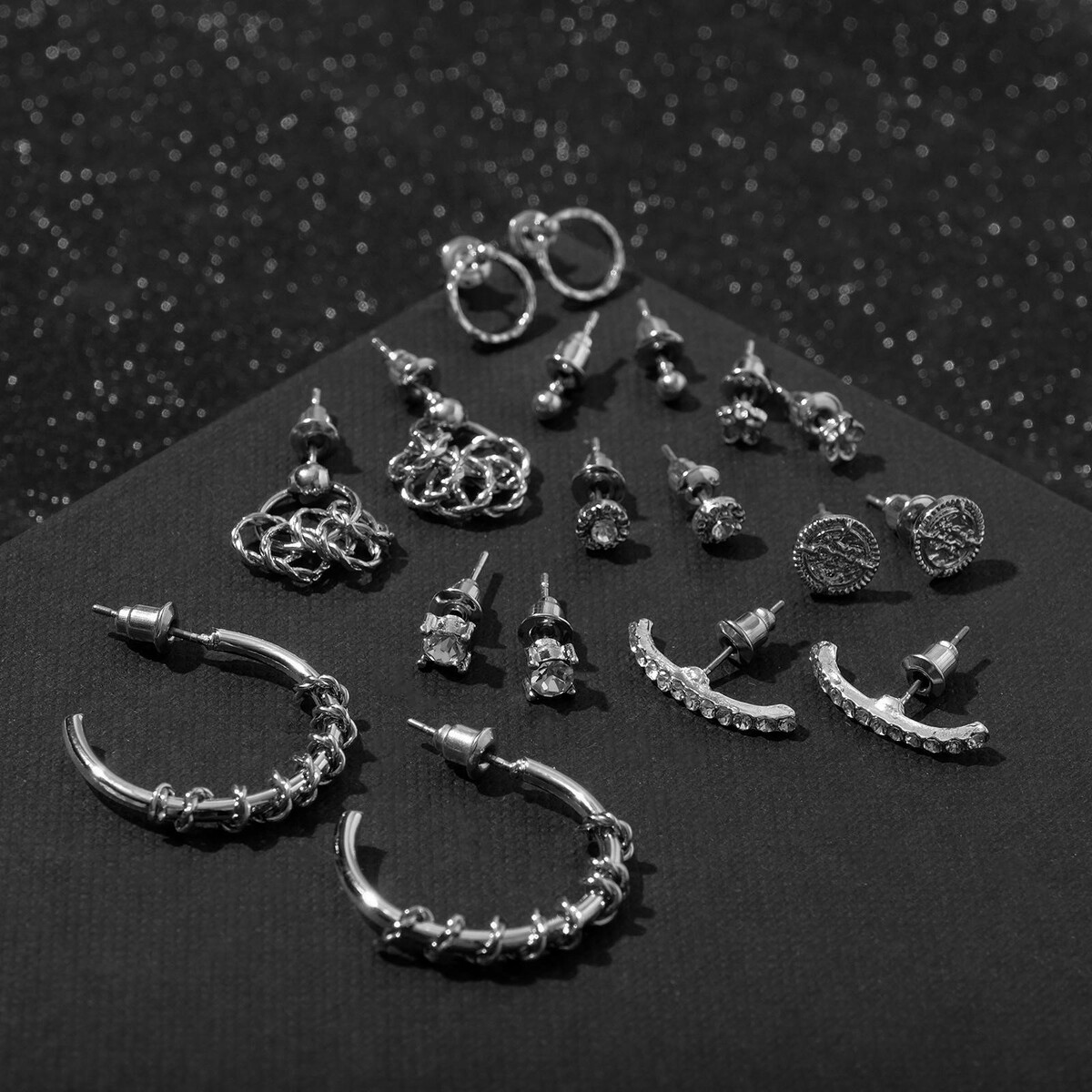 фото Серьги набор 9 пар queen fair