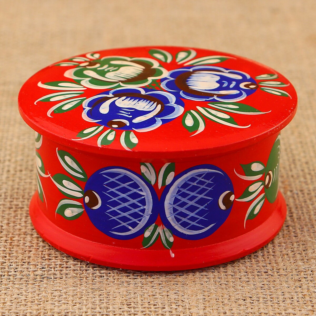 Расписная шкатулка