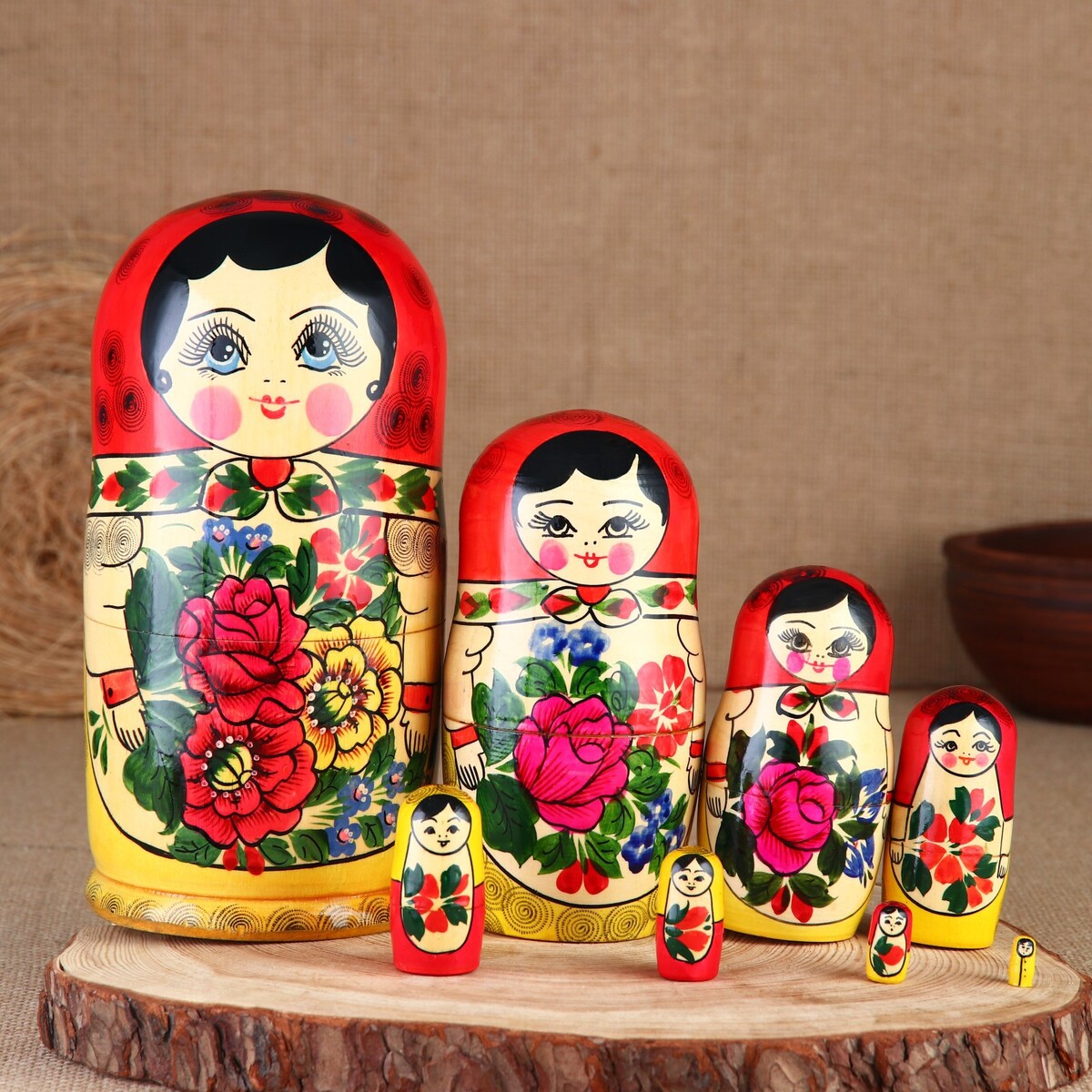 

Матрешка, Разноцветный