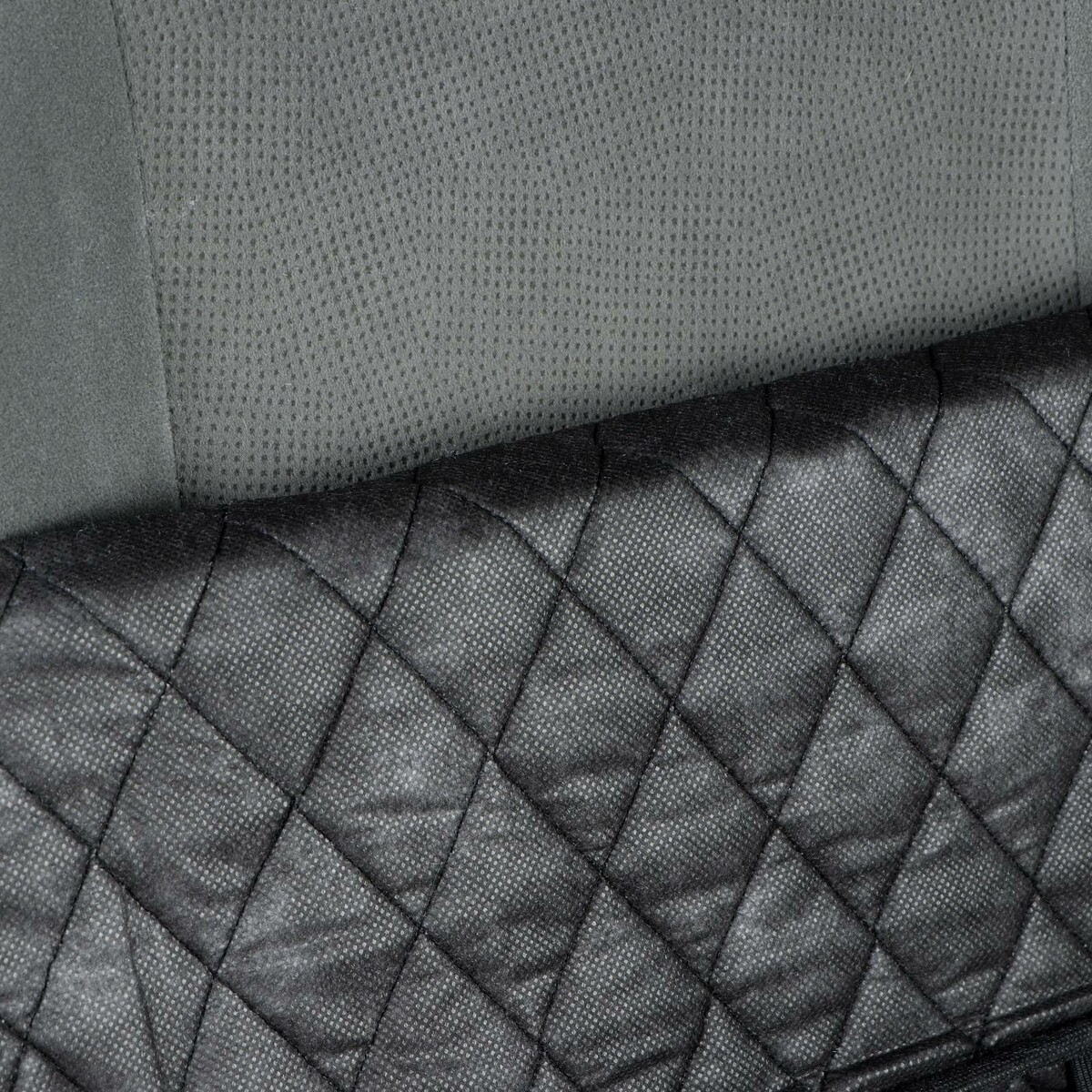 фото Накидка на переднее сиденье, велюр, размер 55 х 150 см, черный с красным кантом no brand