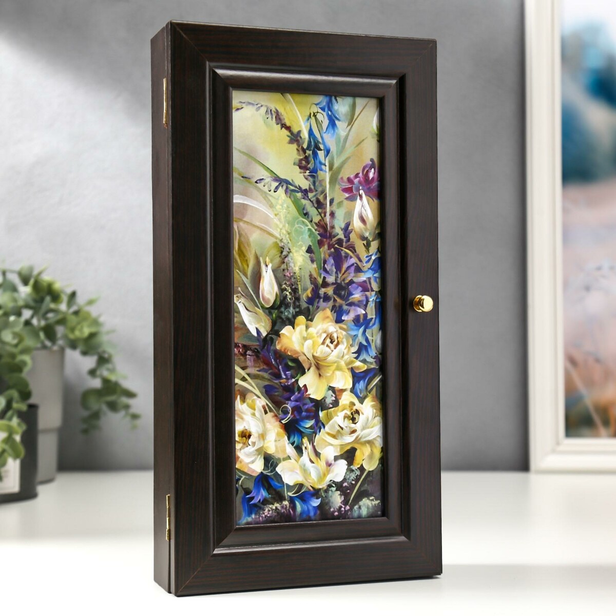 

Ключница, Разноцветный