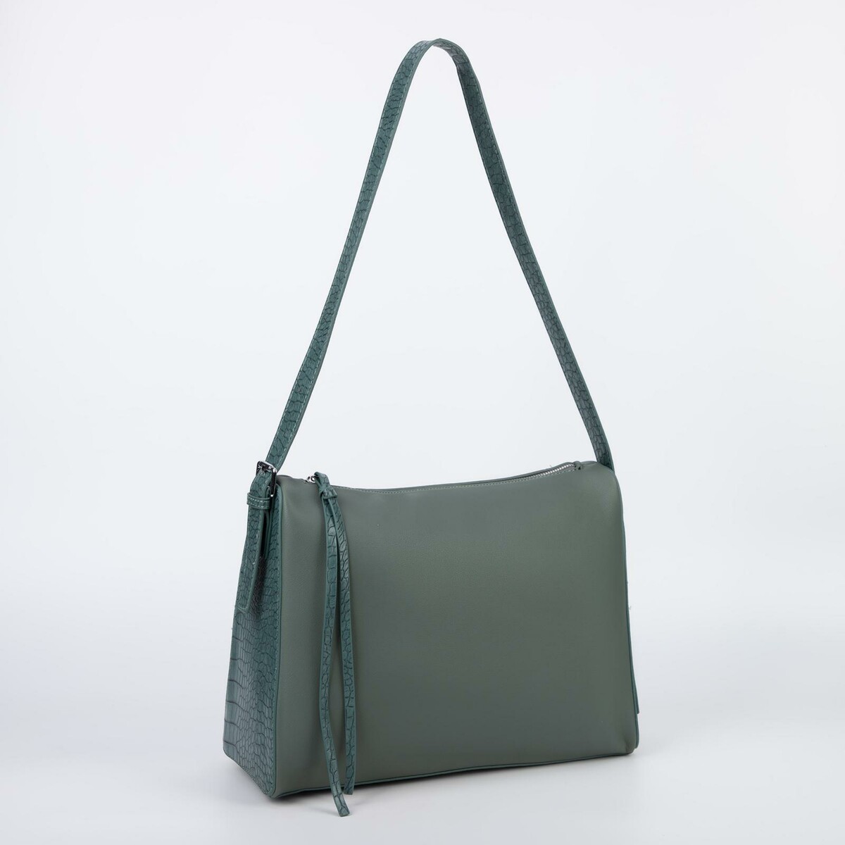 

Сумка женская, отдел на молнии, длинный ремень, цвет зеленый