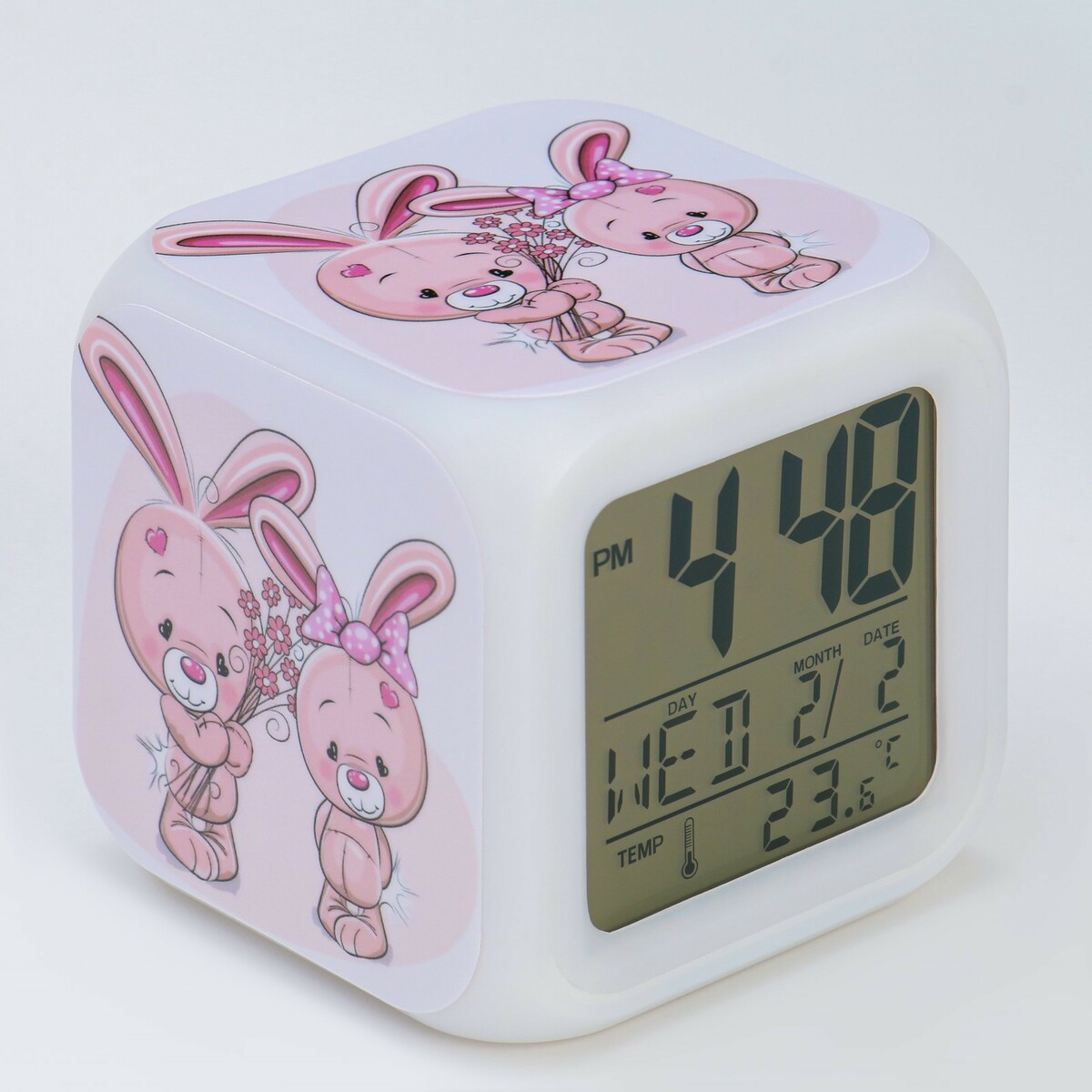 Часы - будильник электронные детские детские высокие носки в трехцветном дизайне с черточками