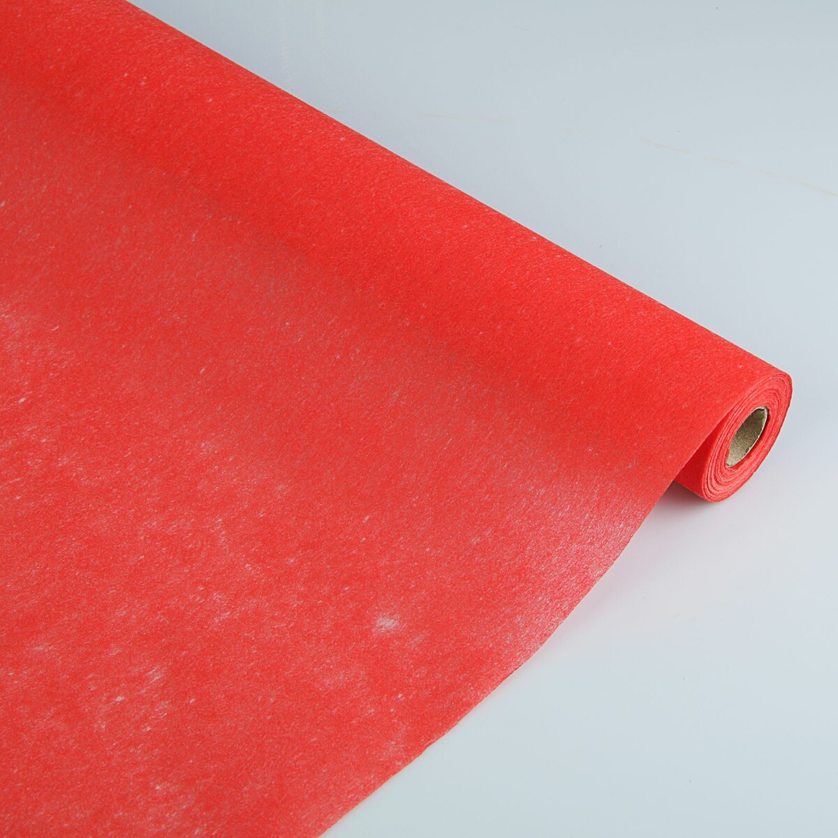 Фетр для упаковок и поделок, однотонный, красный, двусторонний, рулон 1шт., 50 см x 15 м фетр для декора и флористики однотонный бургундский красный рулон 1шт 50 см x 15 м