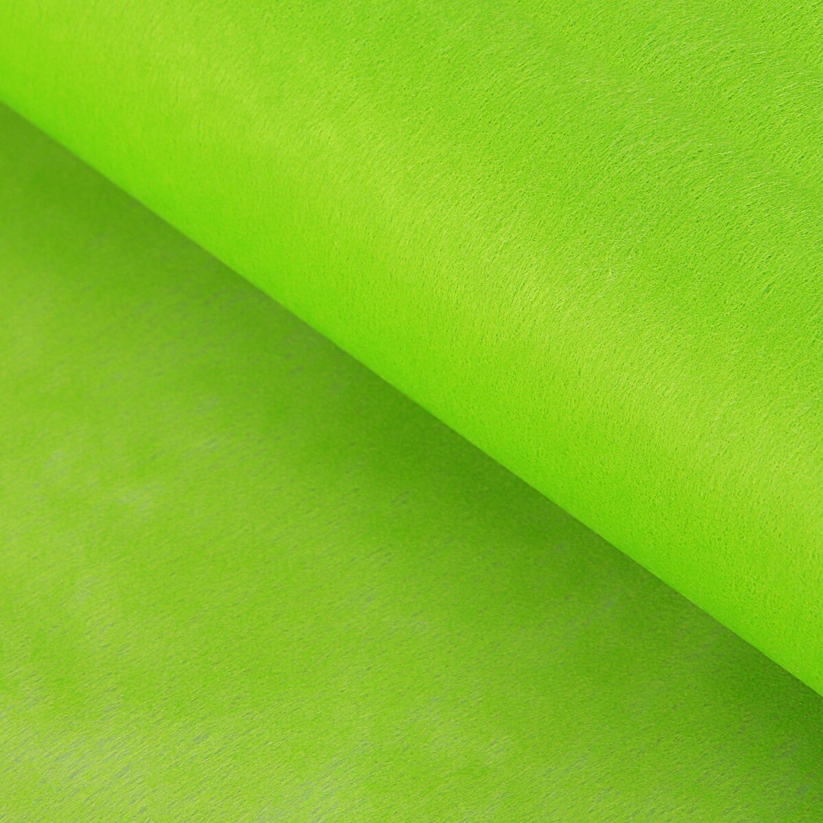 Фетр для упаковок и поделок, однотонный, салатовый, зеленый, двусторонний, рулон 1шт., 0,5 x 20 м мяч для художественной гимнастики lugger однотонный d 15 см зеленый с блестками