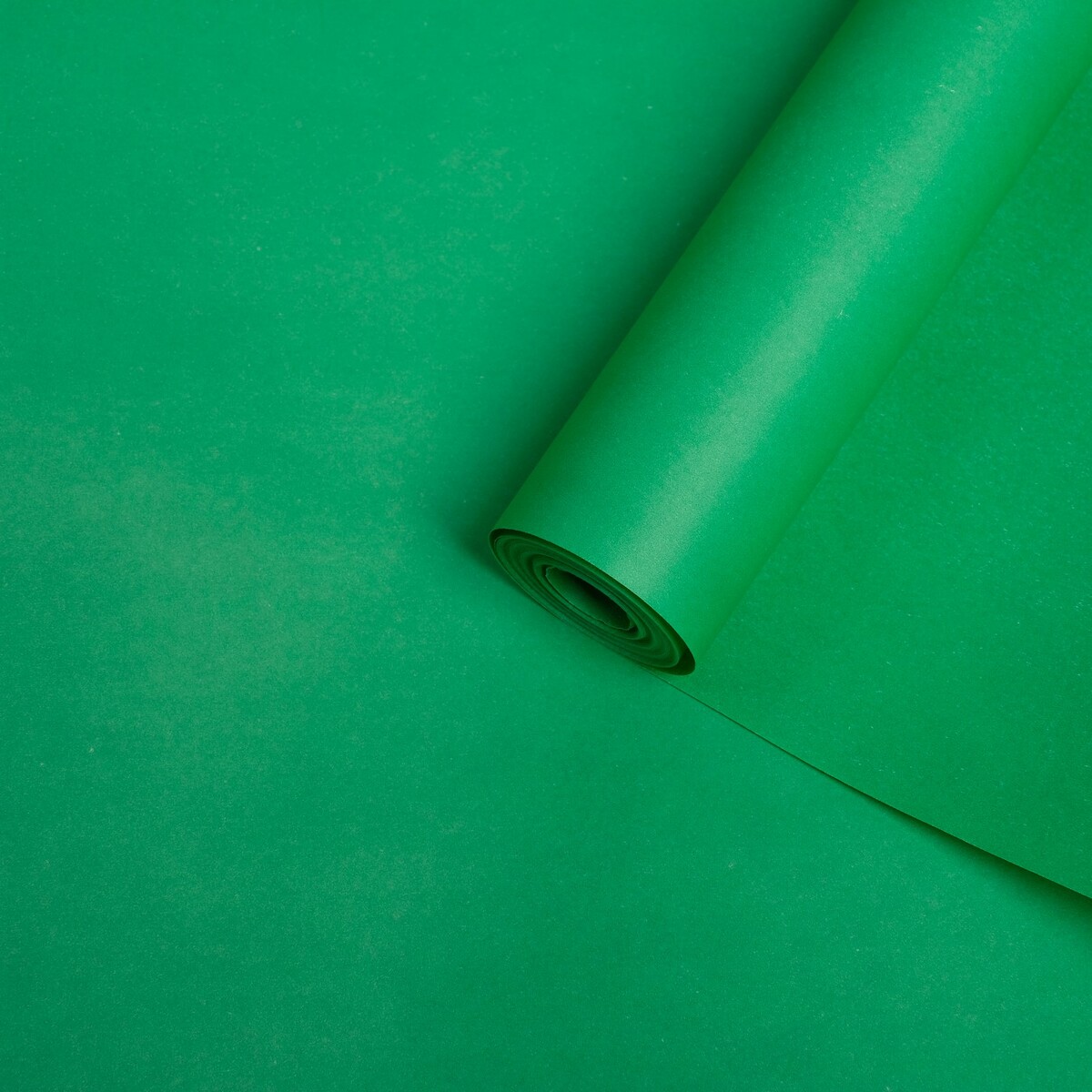 Бумага для декора и флористики, крафт, двусторонняя, травяная, зеленая, однотонная, рулон 1шт., 0,5 х 10 м бумага тонированная а4 100л bvg paper 80г м2 интенсив зеленая