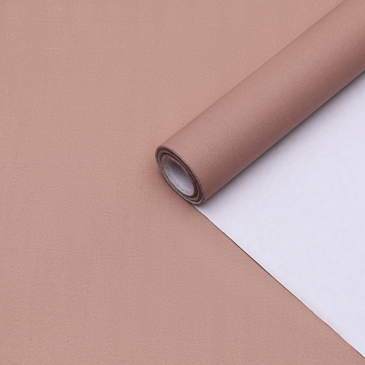 Бумага крафт, двусторонняя, белый-кофейный, 0,55 х 10 м бумага белый крафт двусторонняя розовый письмо на белом 0 6 х 10 м
