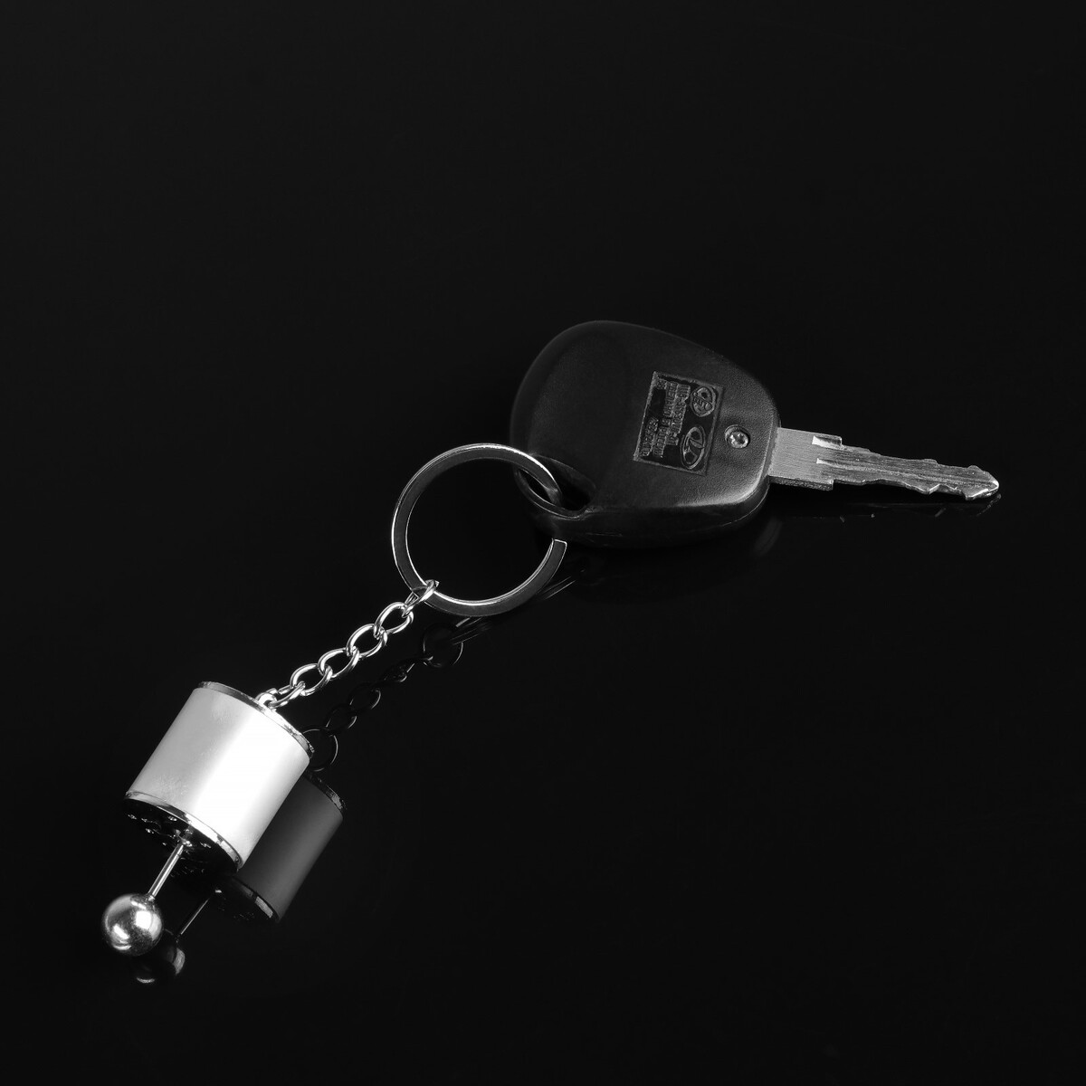Брелок для ключей, рычаг кпп, металл, серебро No brand, цвет серебристый 01014629 - фото 1