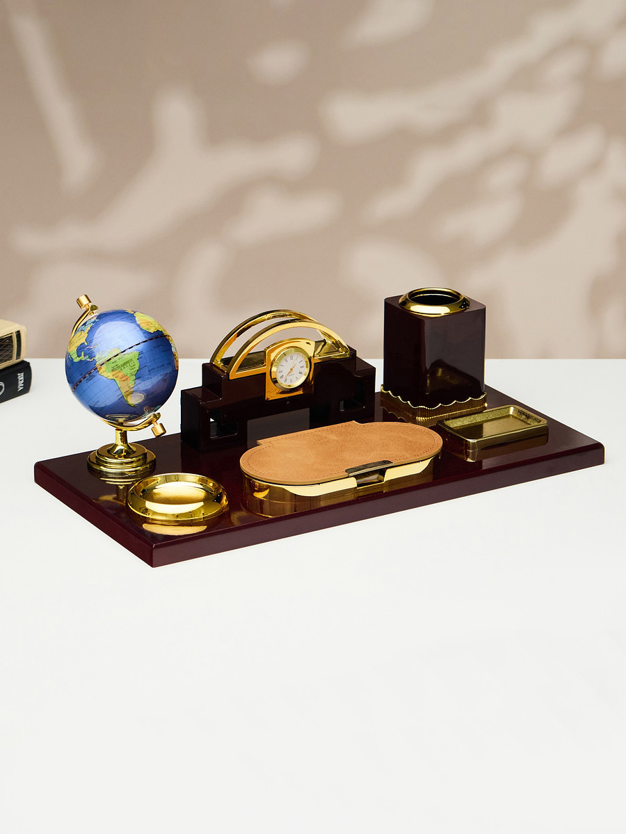 

Набор настольный, органайзер 6 в 1 (блок для бумаг, подставка для печати, карандашница, часы, визитница, глобус), Коричневый