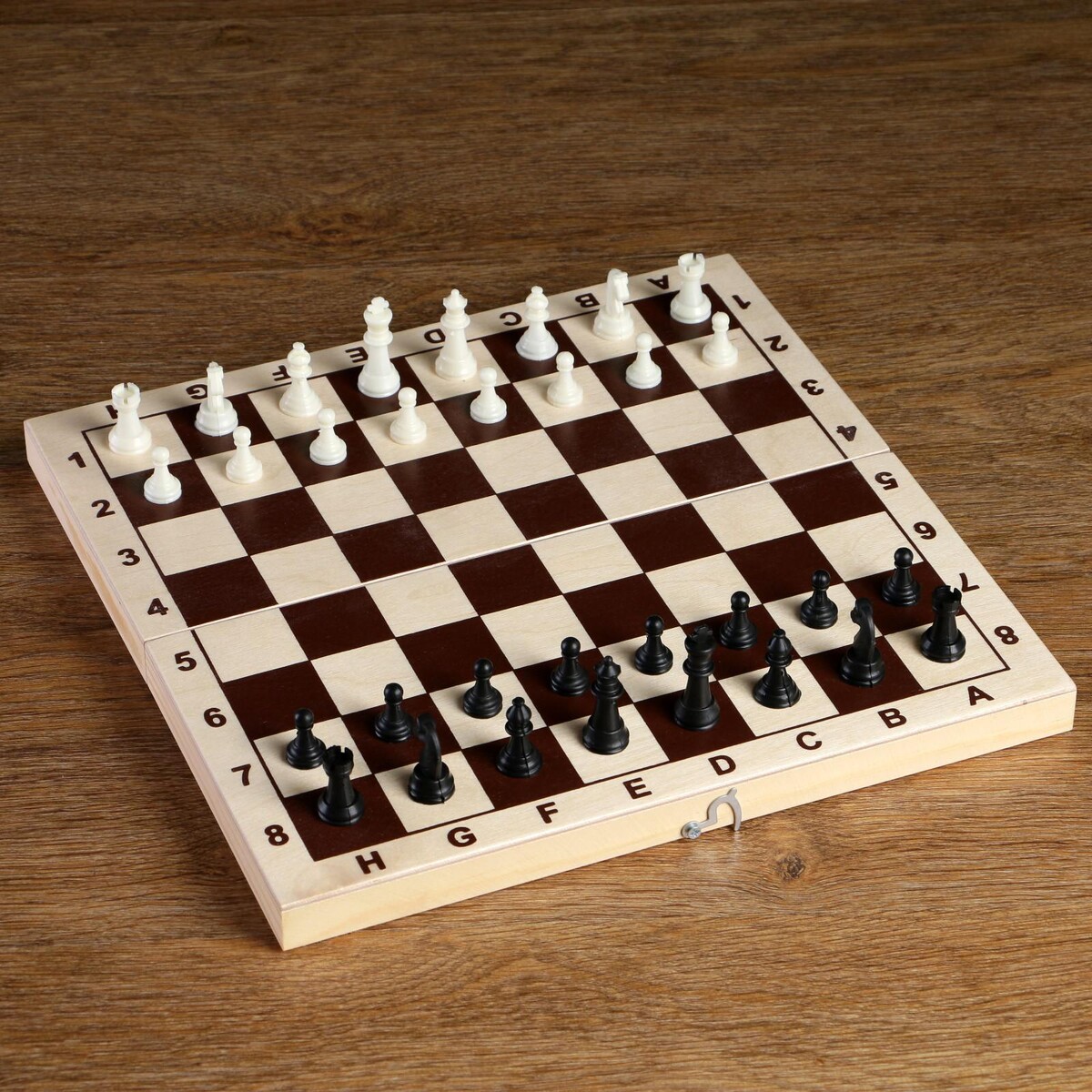 Шахматные фигуры, пластик, король h-4.2 см, пешка h-2 см железный король