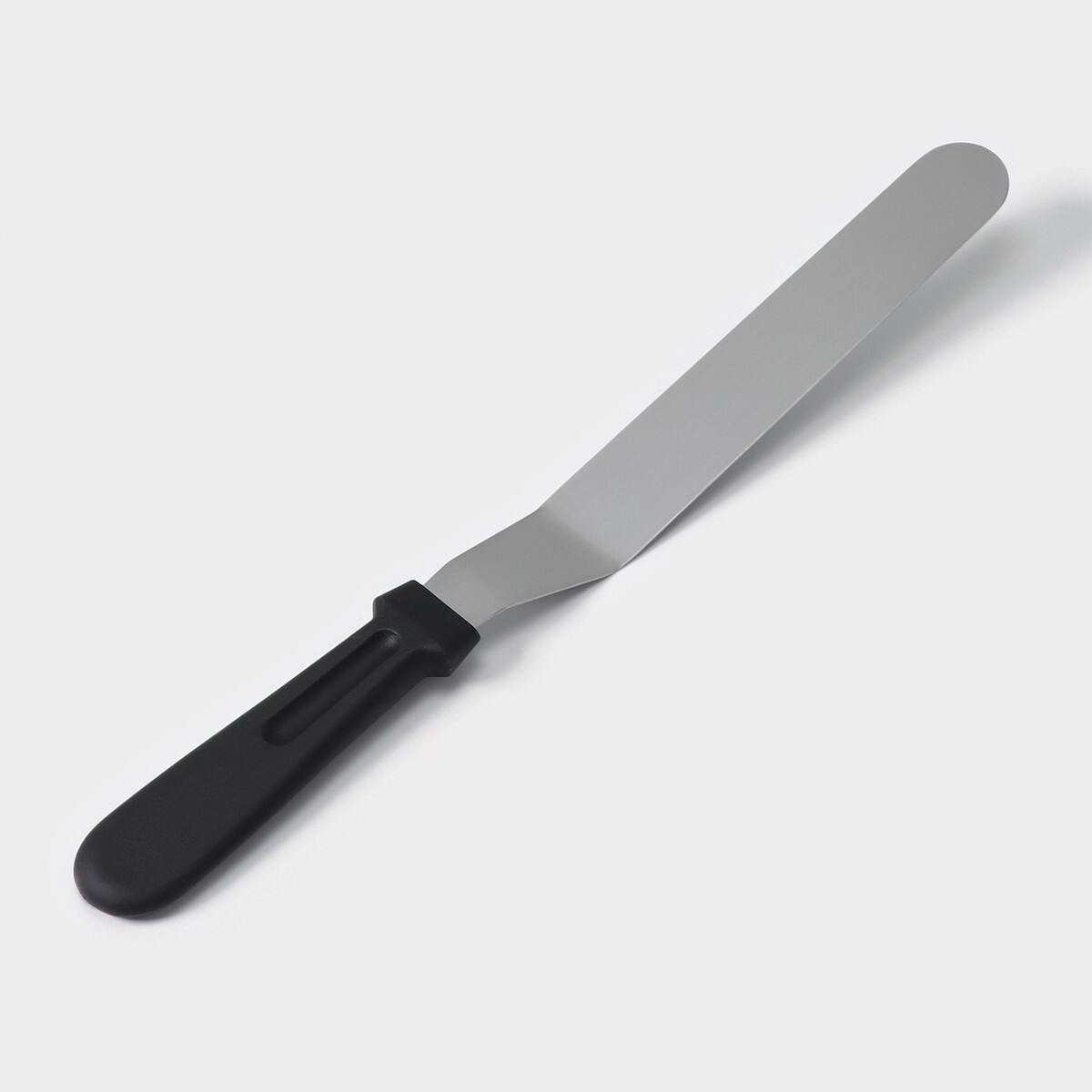 Лопатка-палетка с пластиковой ручкой, изогнутая, 32 см, рабочая часть 20 см, цвет черный