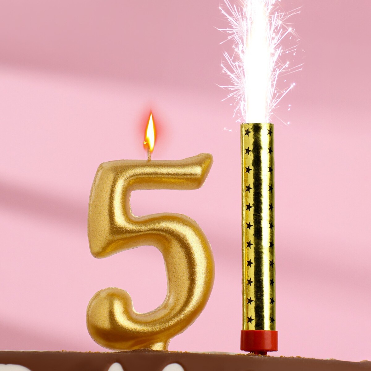 Набор свеча для торта цифра 5 гигант, золотая, с фонтаном, 9,5 см свеча для торта цифра золотая 7 8 см цифра 2