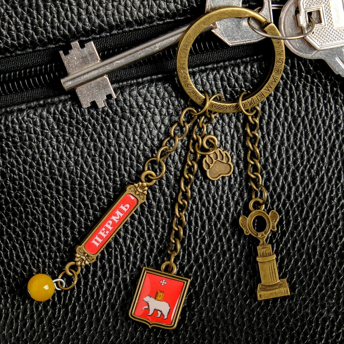 

Брелок металлический, Бронзовый