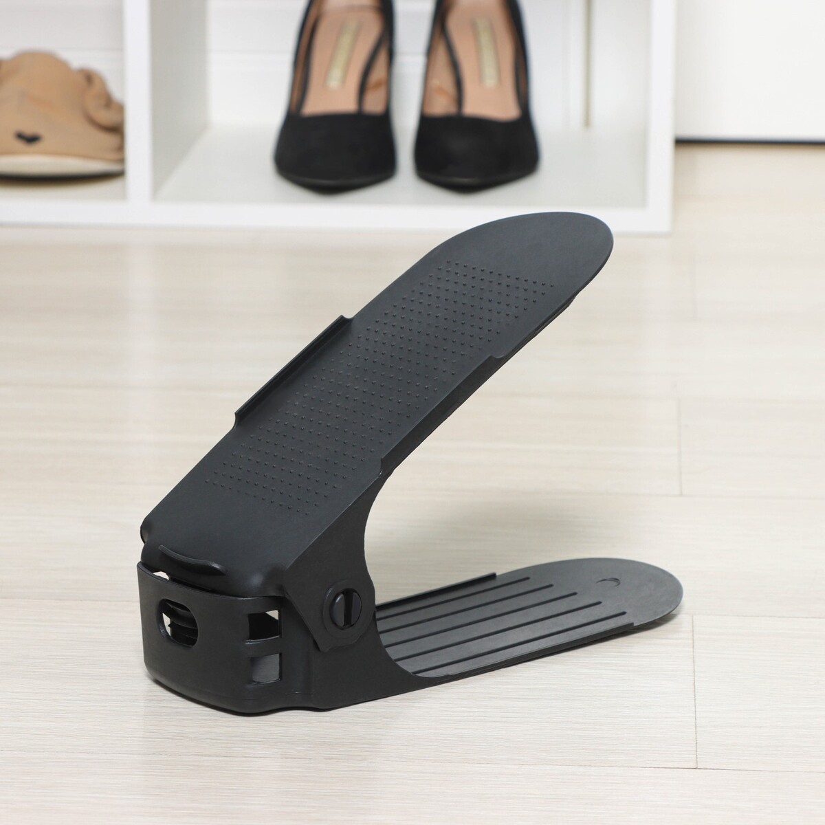 Подставка для хранения обуви регулируемая, 26×10×6 см, цвет черный подставка для обуви 5 и женева 35 1060 870 270 мм графит пдо ж35 гр