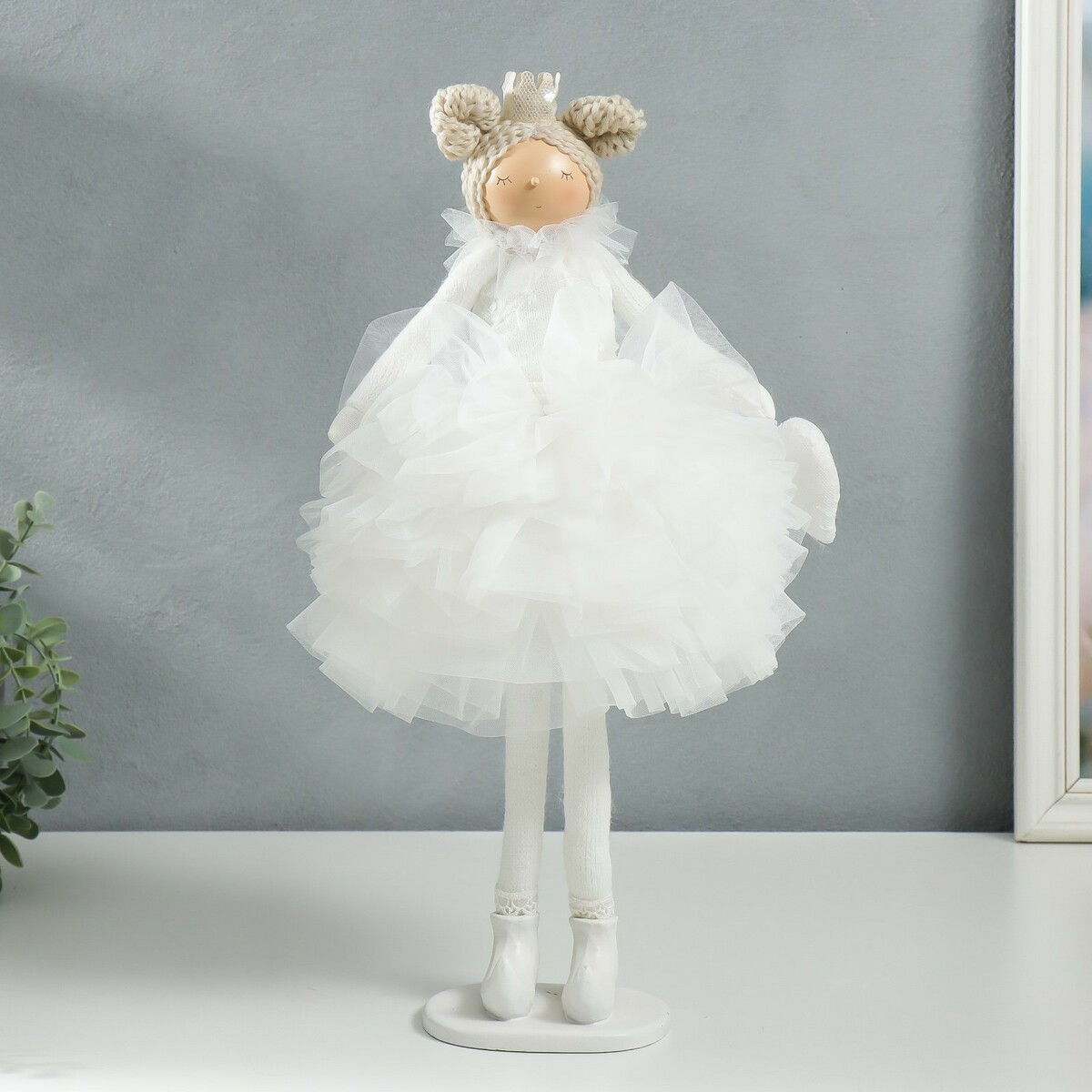 Кукла интерьерная кукла интерьерная ангелочек мила с сердцем в белом наряде в розовых варежках 60х11х12 см