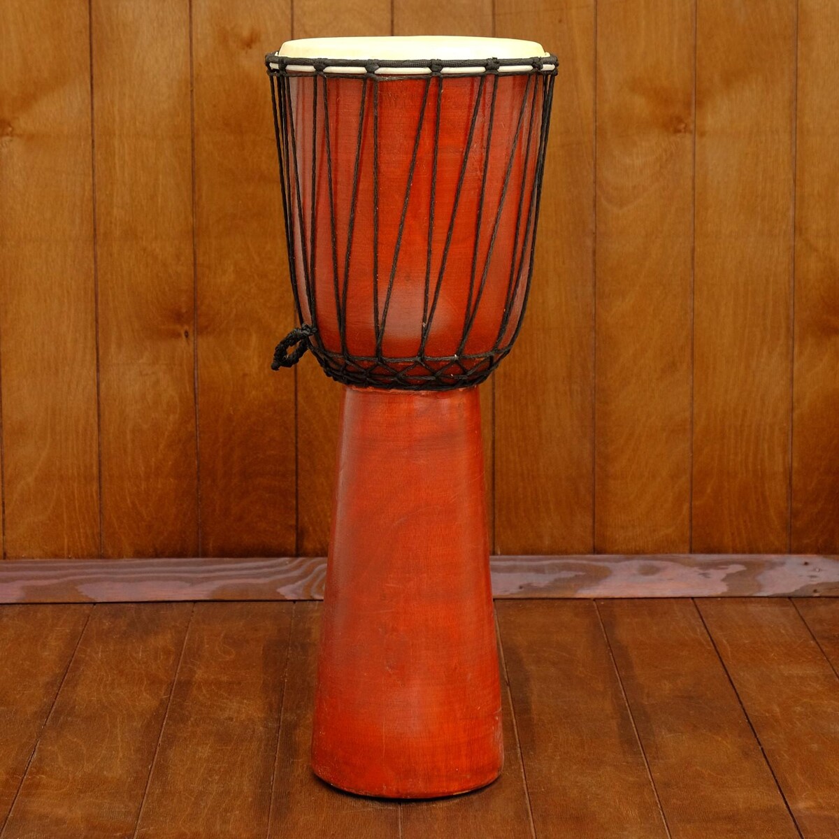 Музыкальный инструмент барабан джембе барабан