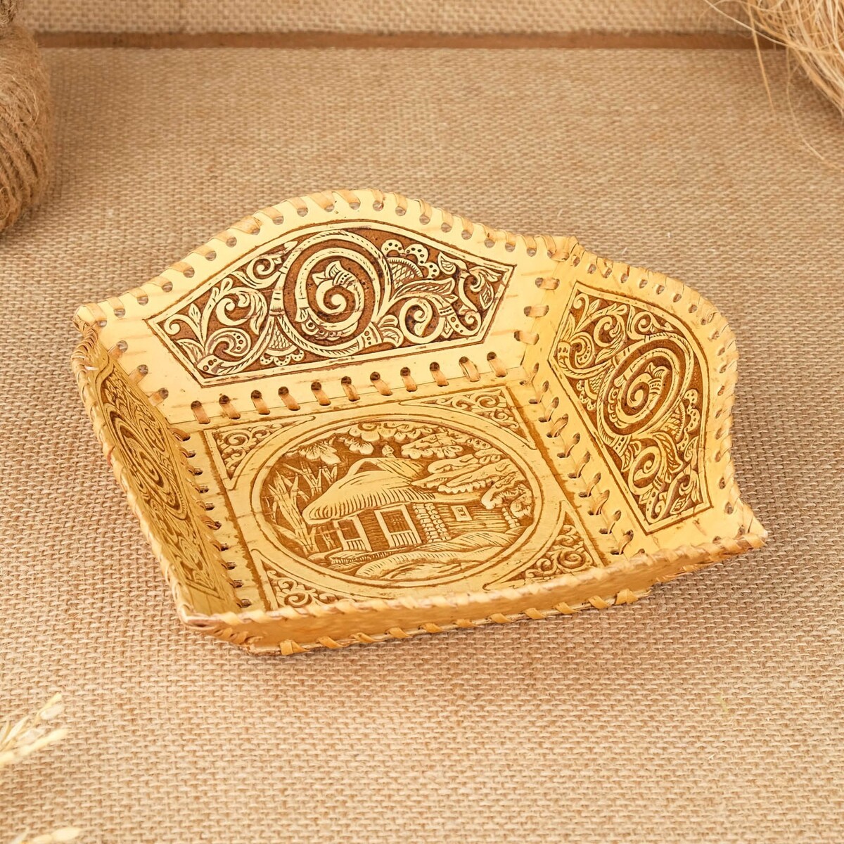 

Тарелка квадратная, Бежевый