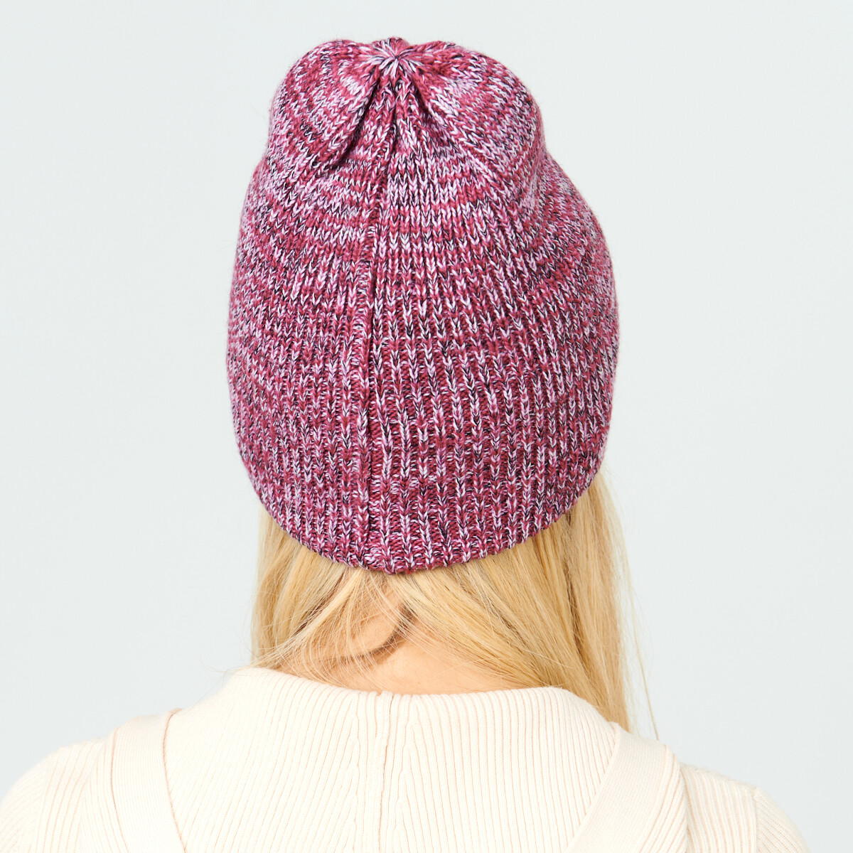 фото Шапка flioraj