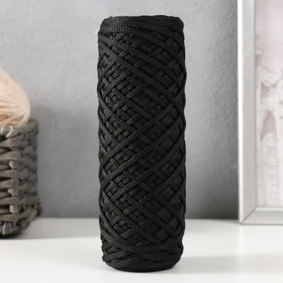 Шнур для вязания 100% полиэфир, ширина 3 мм 100м (черный) шнур для вязания 100% полиэфир ширина 3 мм 100м оливковый