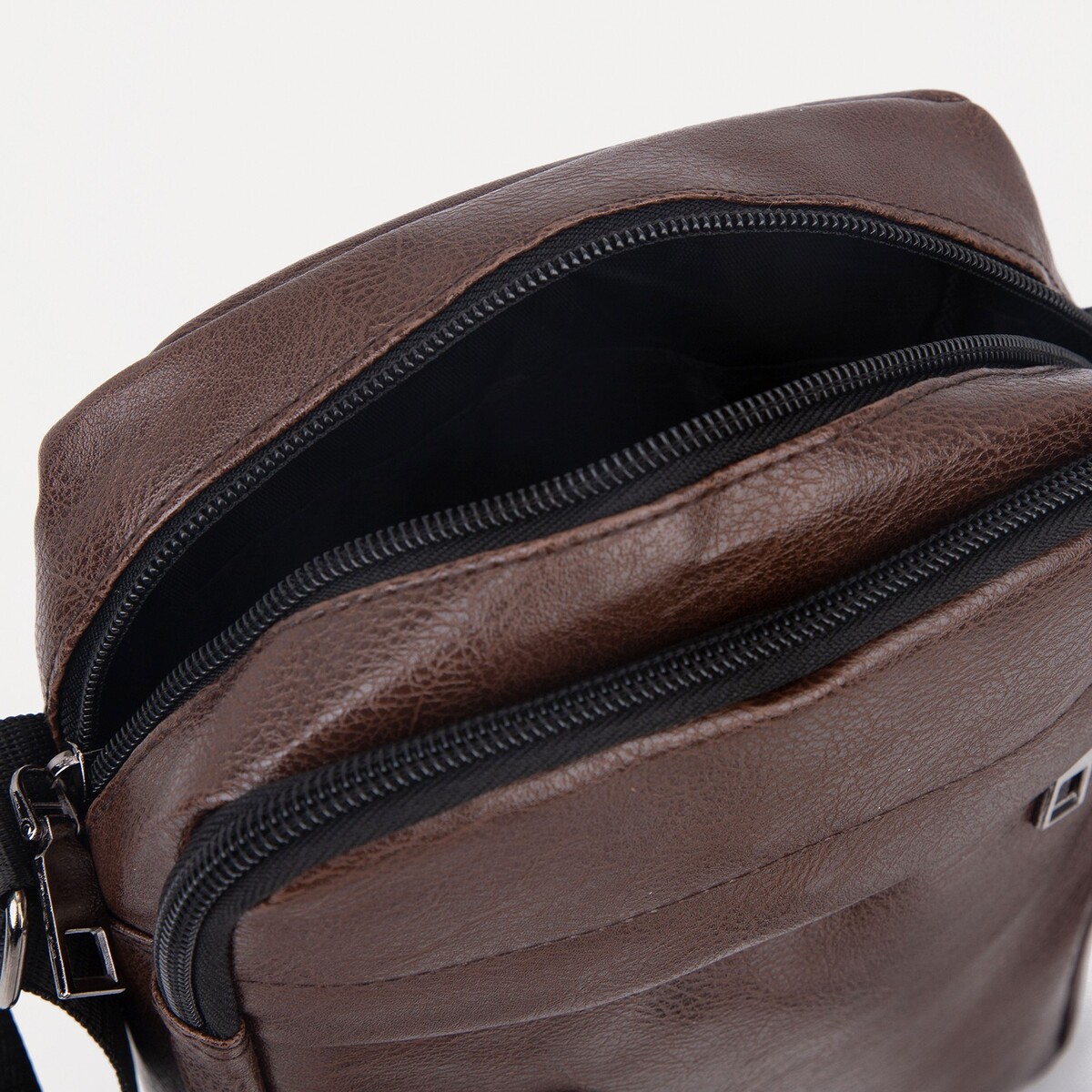 фото Сумка мужская, цвет коричневый no brand