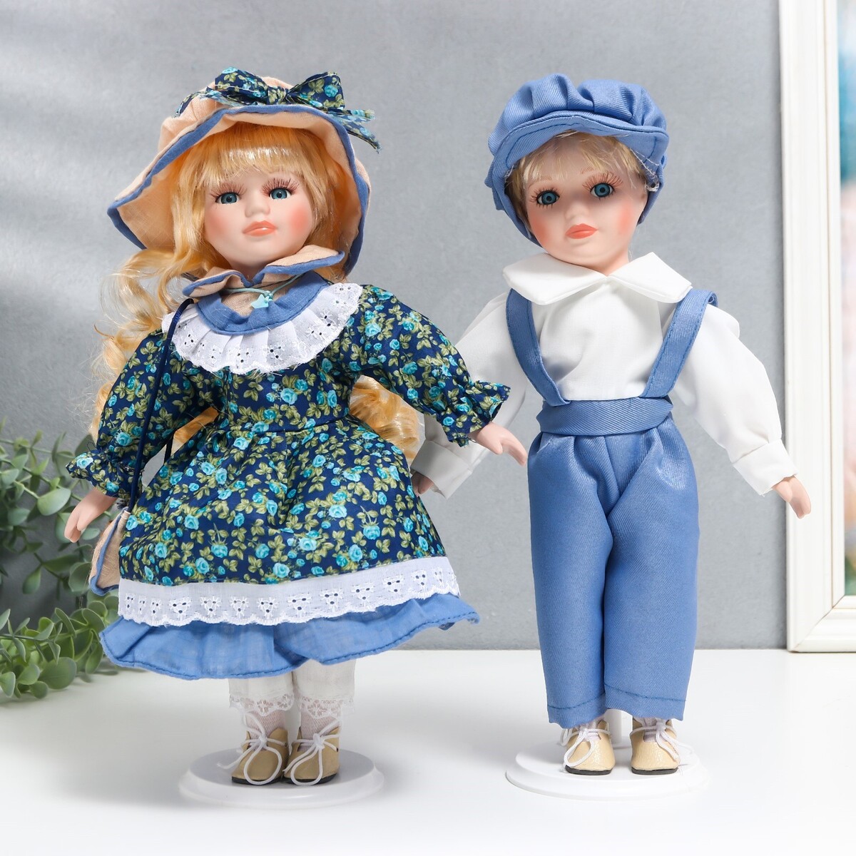 

Кукла коллекционная парочка, Синий