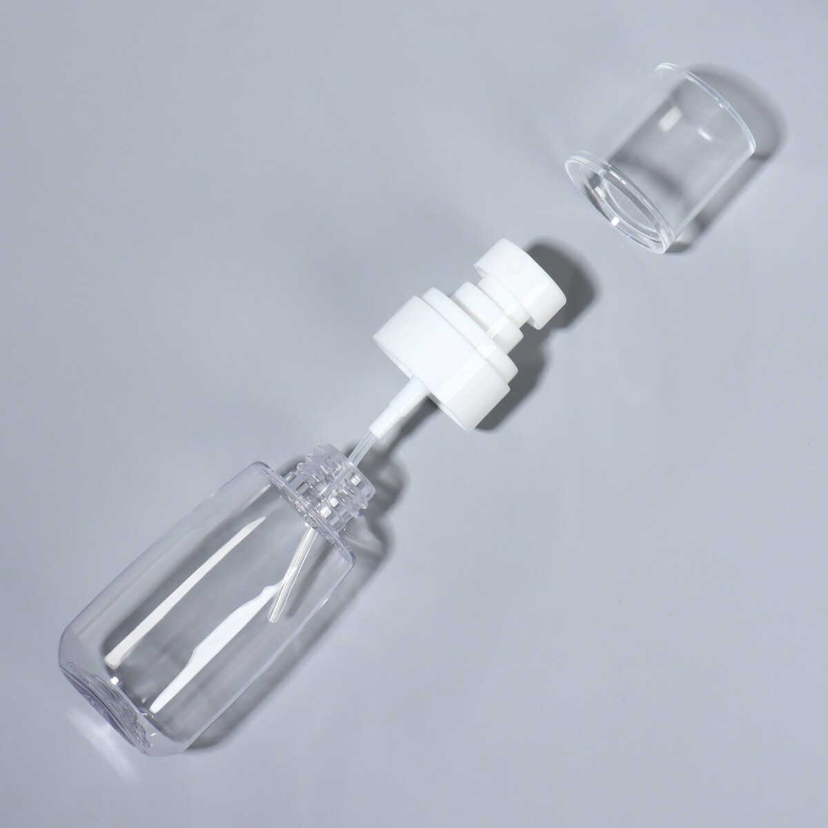 Бутылочка для хранения, с дозатором, 60 мл, цвет прозрачный/белый ONLITOP 01205436 - фото 3
