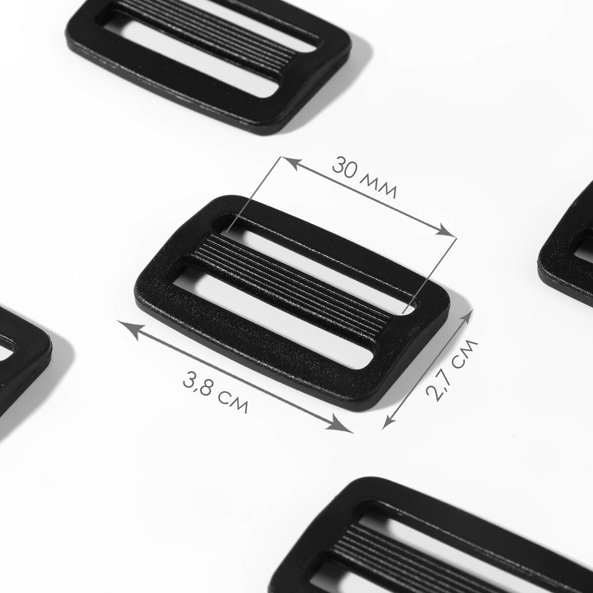 

Пряжка регулирующая, двухщелевая, 38 × 27 мм, ширина стропы - 30 мм, 10 шт, цвет черный