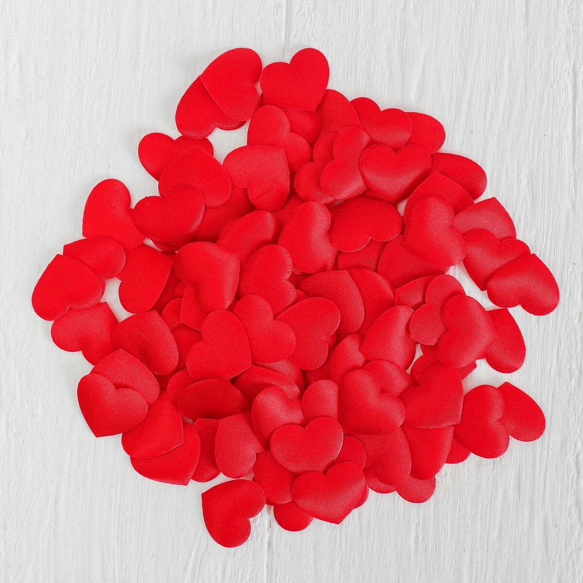 Сердечки декоративные, набор 100 шт., 2 см, цвет красный сердечки декоративные из лозы красные 2шт