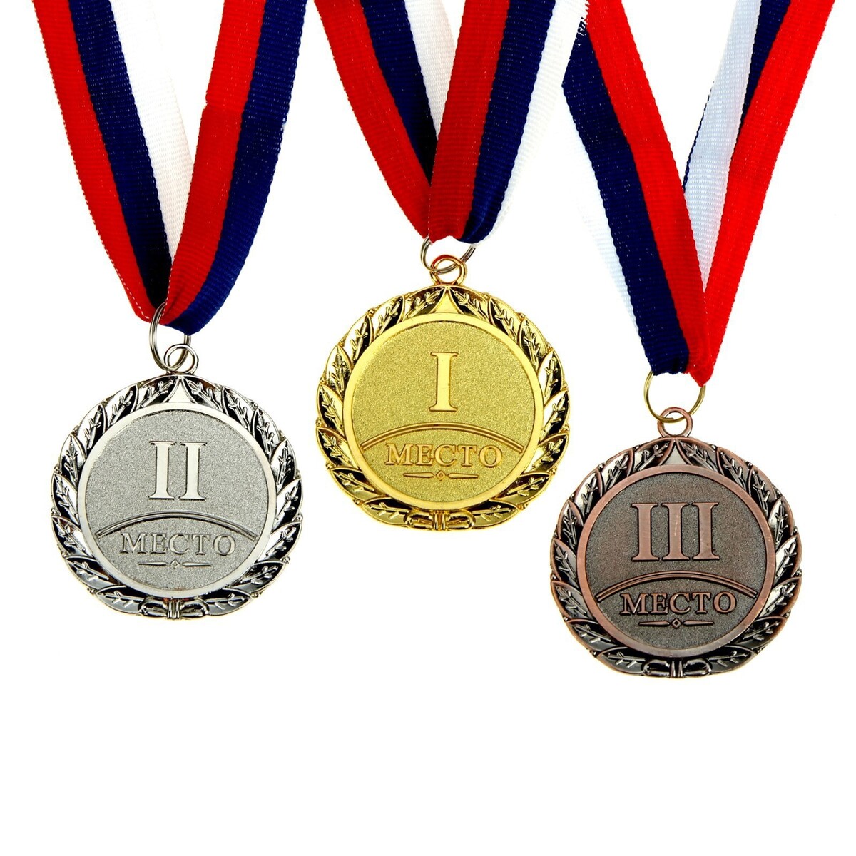Медаль призовая 001 диам 5 см. 3 место. цвет бронз. с лентой медаль призовая 192 диам 4 см 2 место сер с лентой