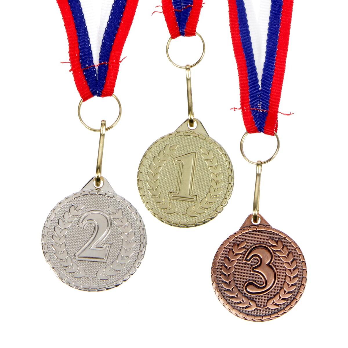 Медаль призовая 041 диам 3,2 см. 2 место. цвет сер. с лентой медаль призовая 063 диам 5 см 1 место зол с лентой
