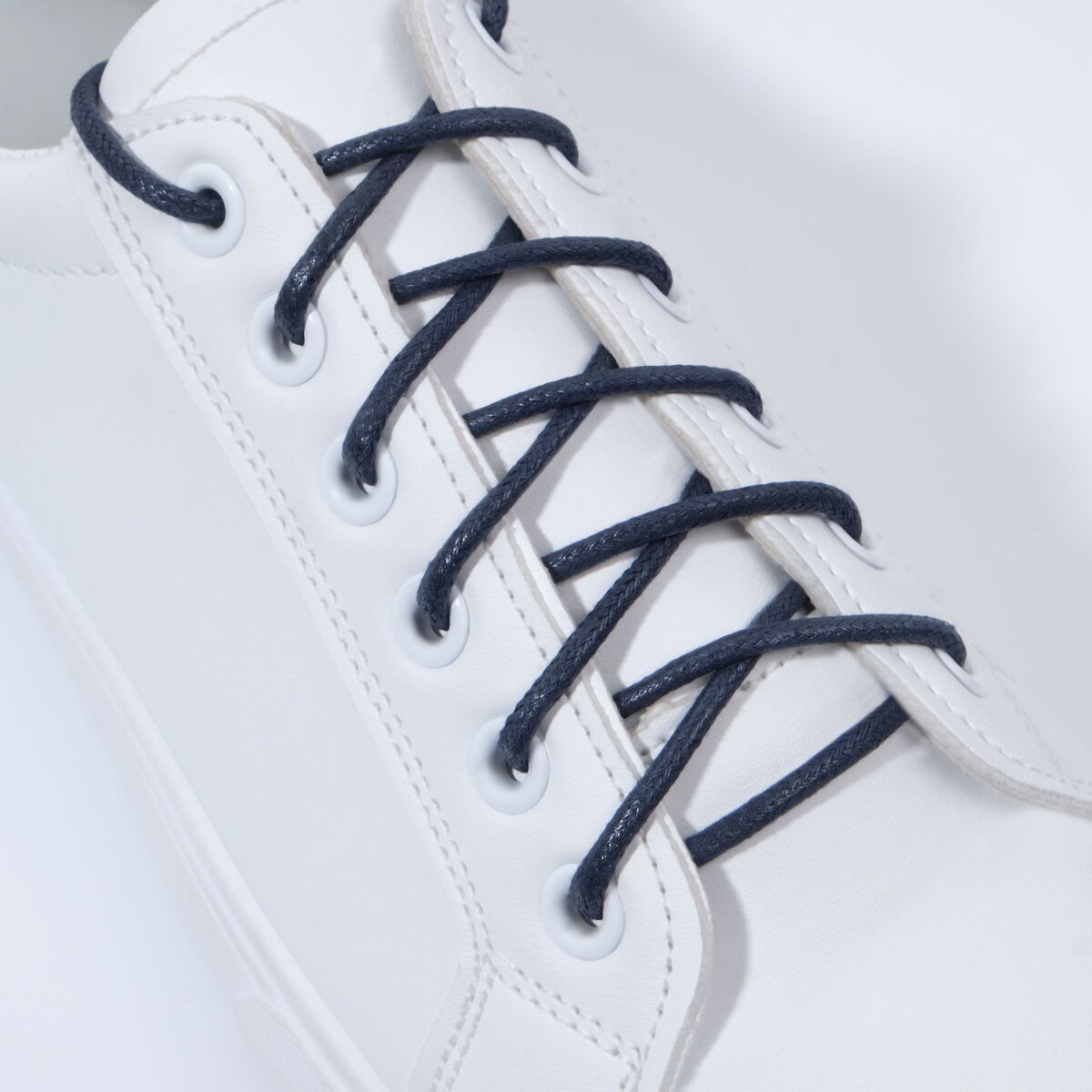 Шнурки для обуви, пара, круглые, вощеные, d = 3 мм, 75 см, цвет темно-синий