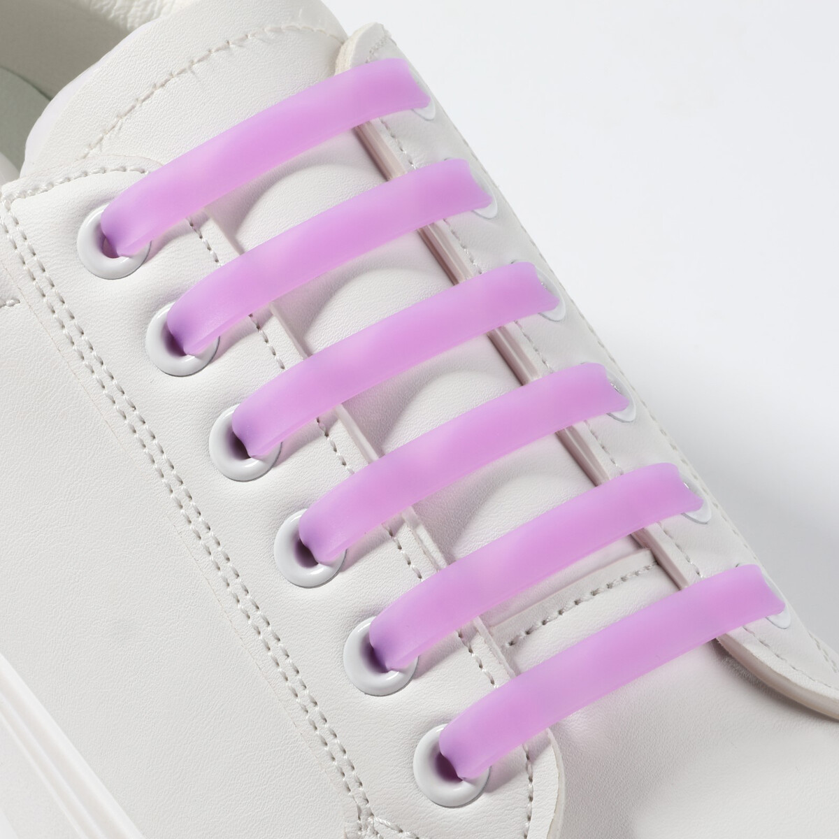 фото Набор шнурков для обуви, 6 шт, силиконовые, плоские, светящиеся в темноте, 13 мм, 9 см, цвет сиреневый onlitop