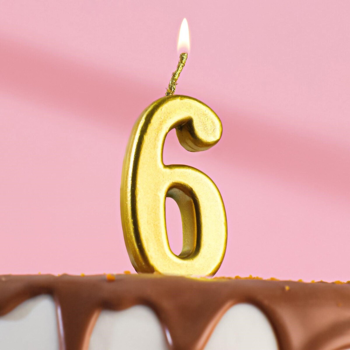 Свеча в торт на шпажке, цифра 6, золотой, 4.5х2.5 см свеча в торт на шпажке цифра 8 золотой 4 5х2 5 см
