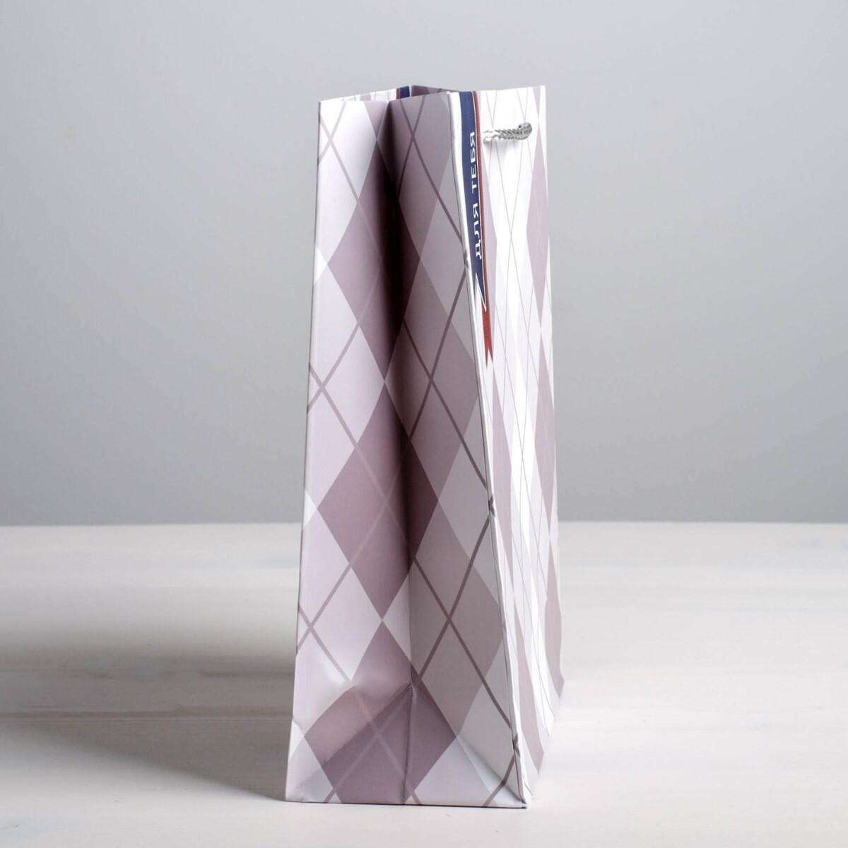 

Пакет подарочный ламинированный, упаковка,, Белый;серый