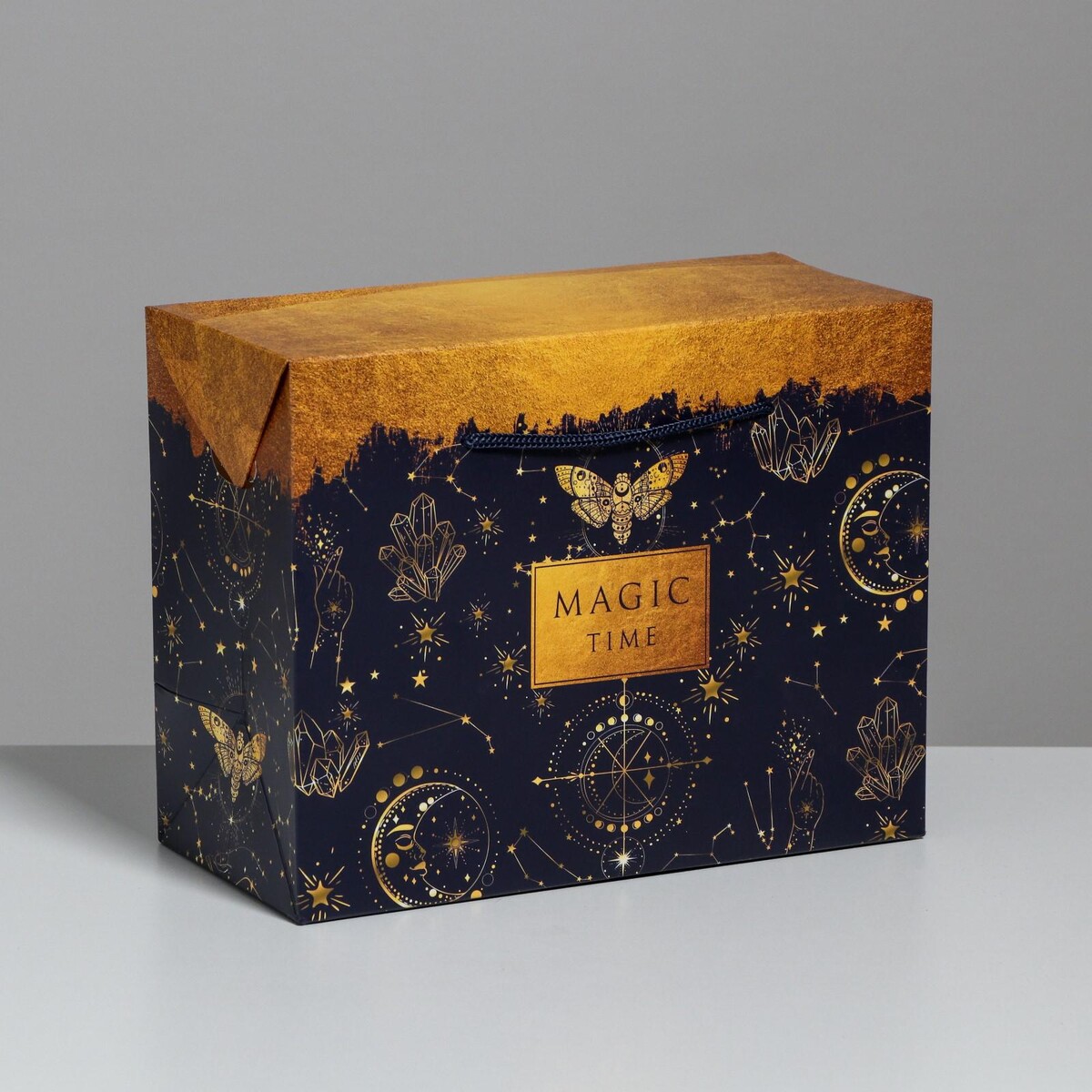 Пакет—коробка, подарочная упаковка, little fox and his magic box лисенок и его коробка qr код
