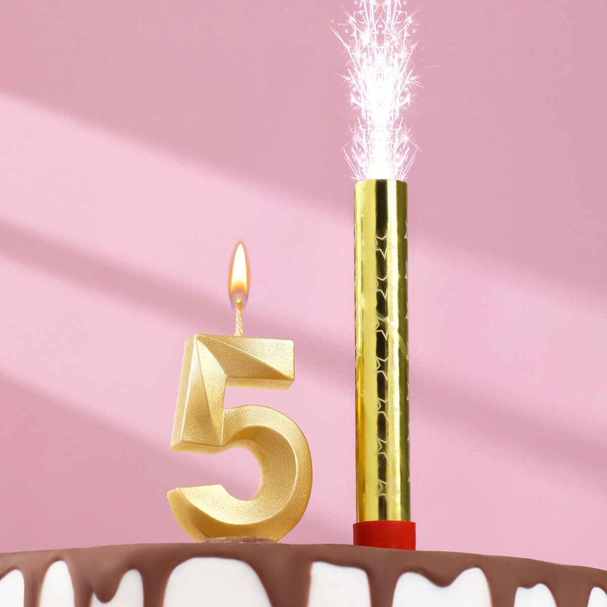 Свеча для торта цифра свеча для торта парафиновая riota золотые грани цифра 0 7 см свеча фонтан 10 см