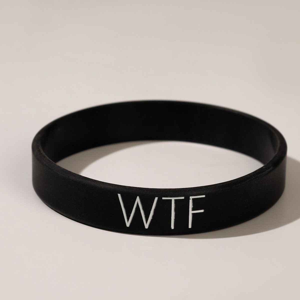 Силиконовый браслет wtf стандарт, цвет черный, 20 см No brand 01267889:купить за 220 руб в интернет магазине с бесплатной доставкой