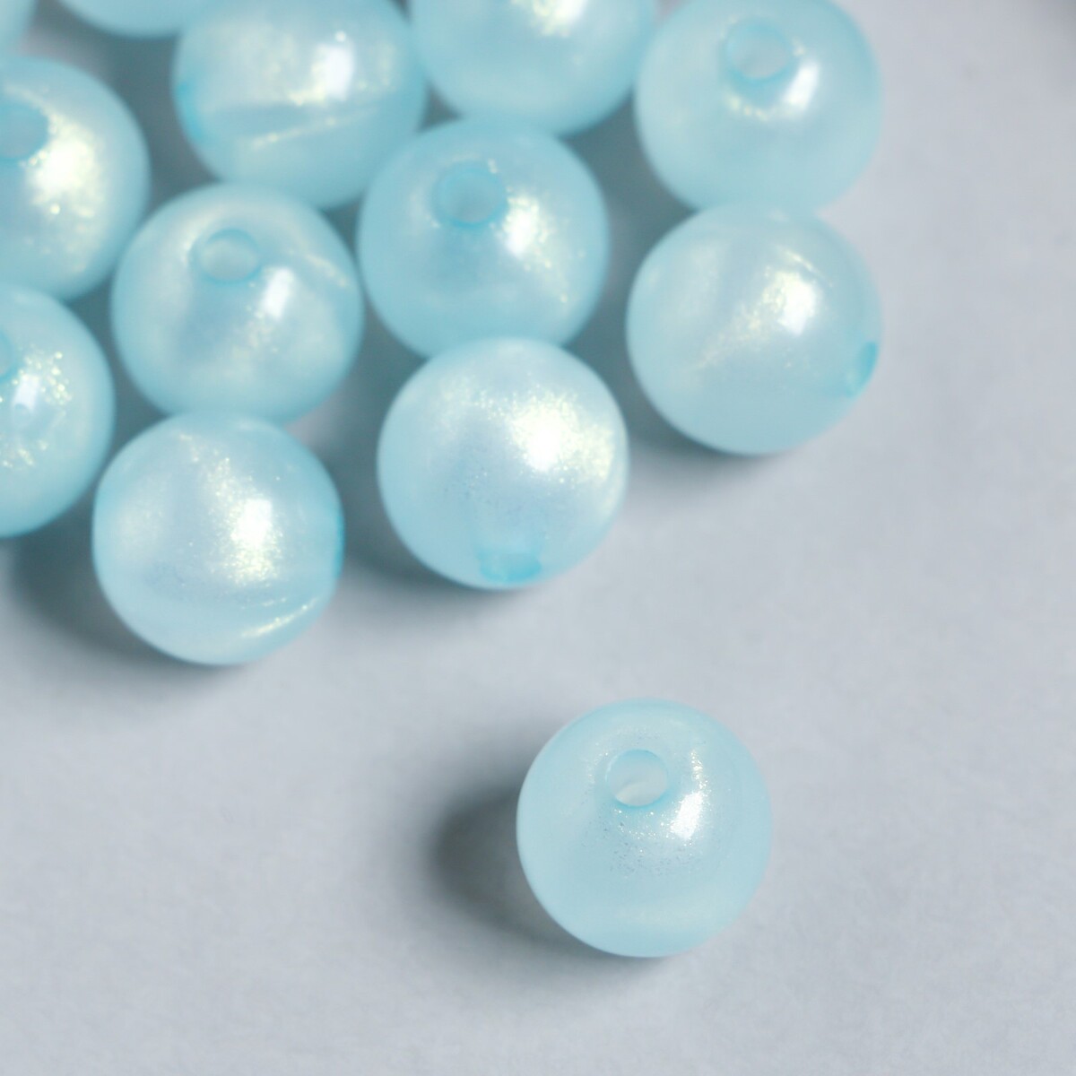 Бусины пластик бусины пластик шарики ярко голубые с блёстками светятся в темноте набор 20 гр d 1 2 см