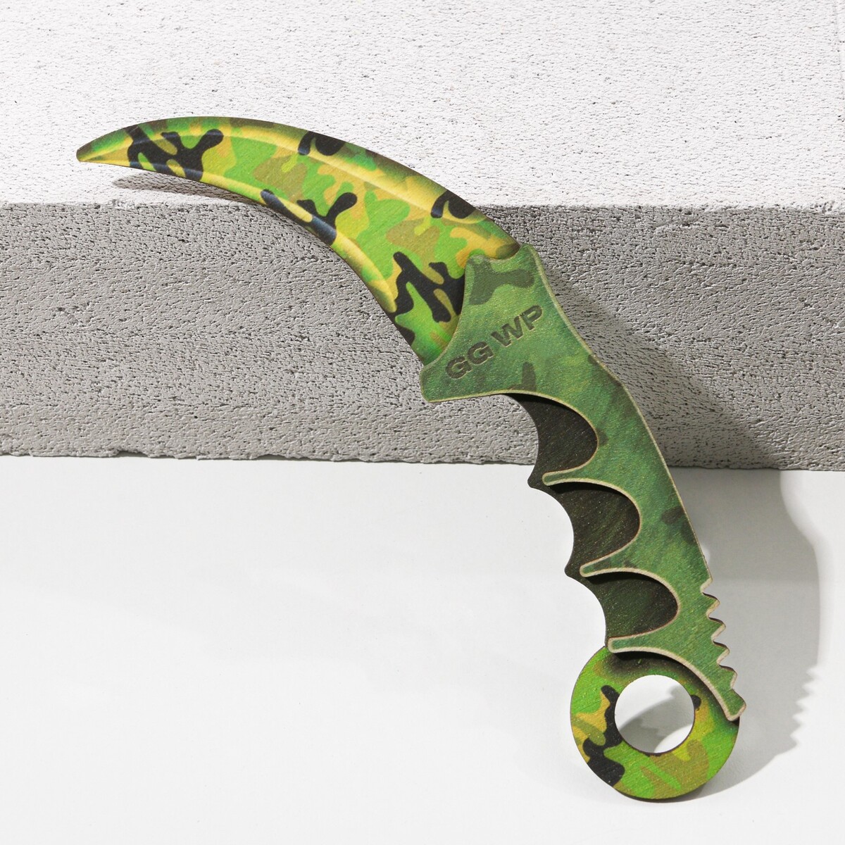 Сувенирное оружие нож керамбит сувенирное оружие топор орка зеленый длина 24 5 см