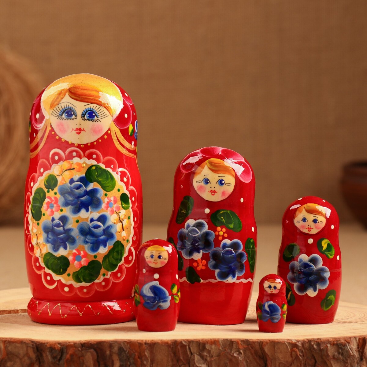 

Матрешка 5-ти кукольная, Красный