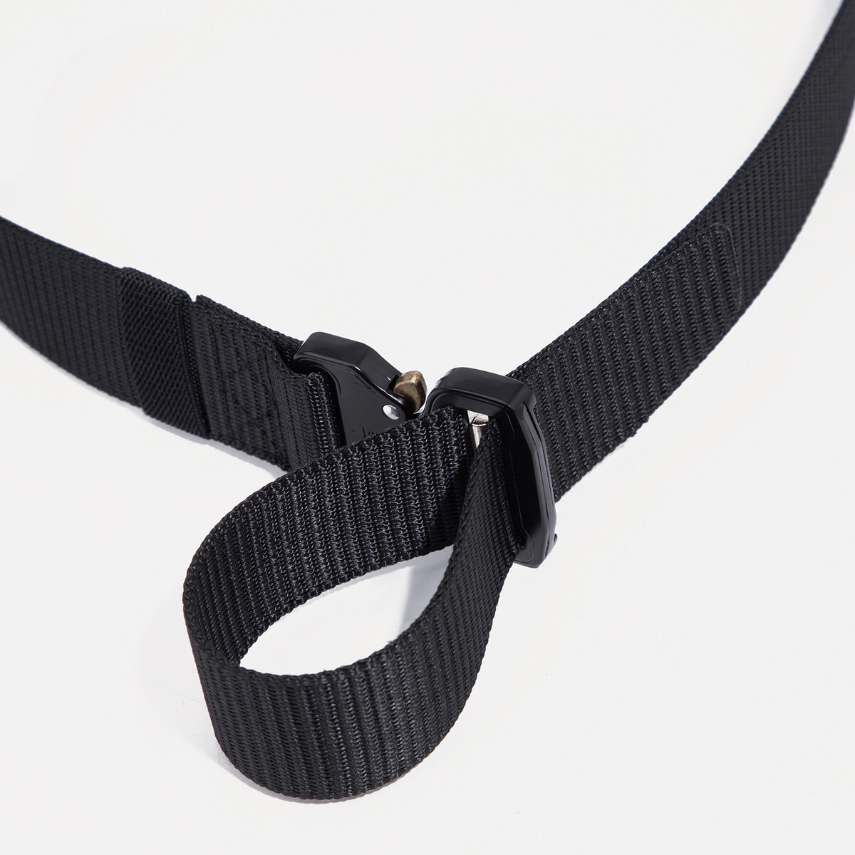 фото Ремень мужской, ширина 4 см, пряжка металл, цвет черный no brand