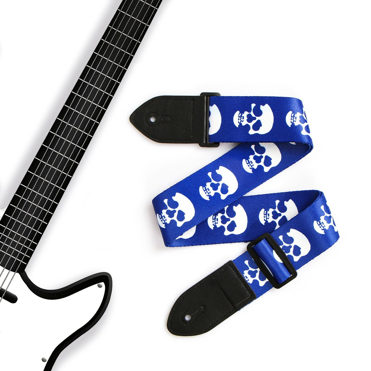 Ремень для гитары music life, 60-117х5 см, черепа на синем ремень для гитары music life коричневый с кармашком для медиаторов 90 145 см ширина 5 см