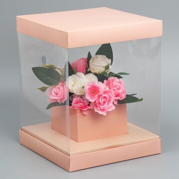 Коробка подарочная для цветов с вазой и 