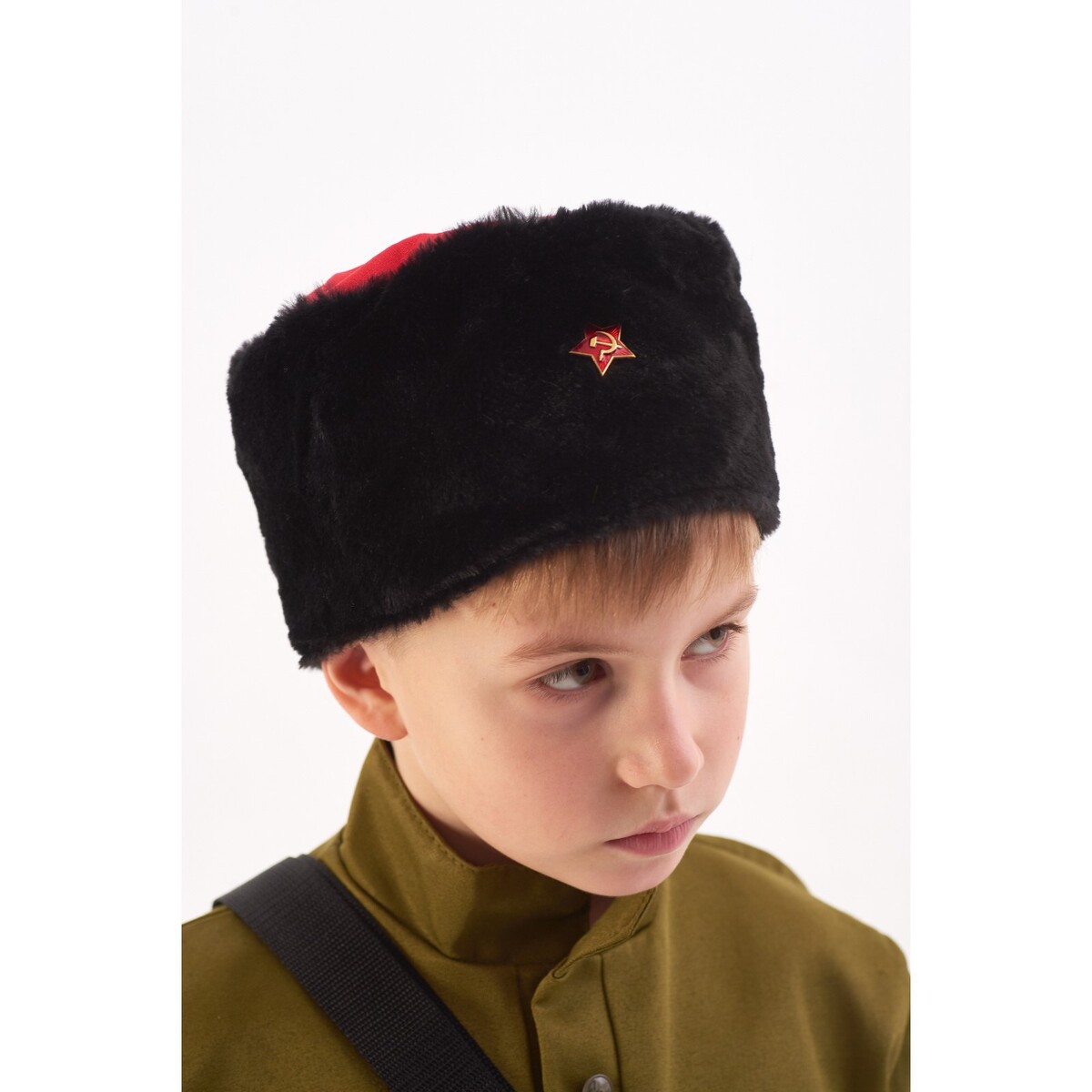 

Кубанка со звездой, размер 56 см, Красный;черный