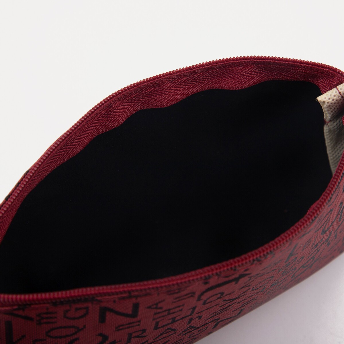 фото Косметичка на молнии, цвет бордовый no brand