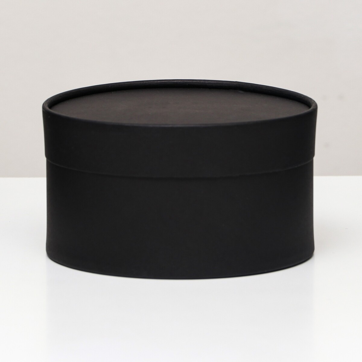Подарочная коробка black, завальцованная без окна, 18х10 см