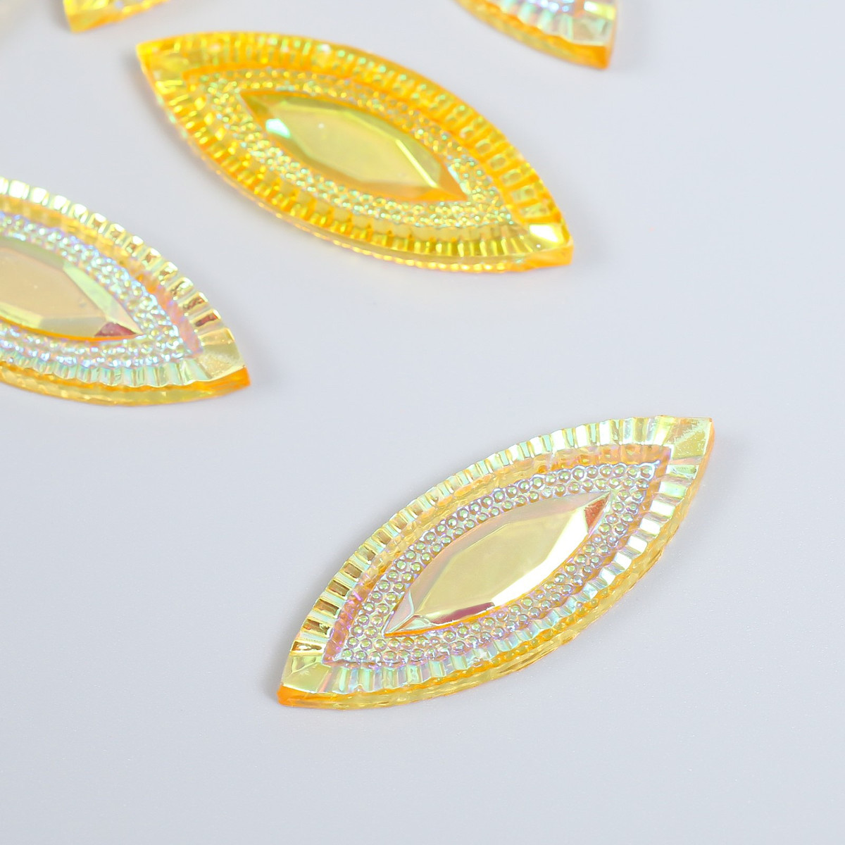 

Декор для творчества пластик клеевой, Желтый;оранжевый